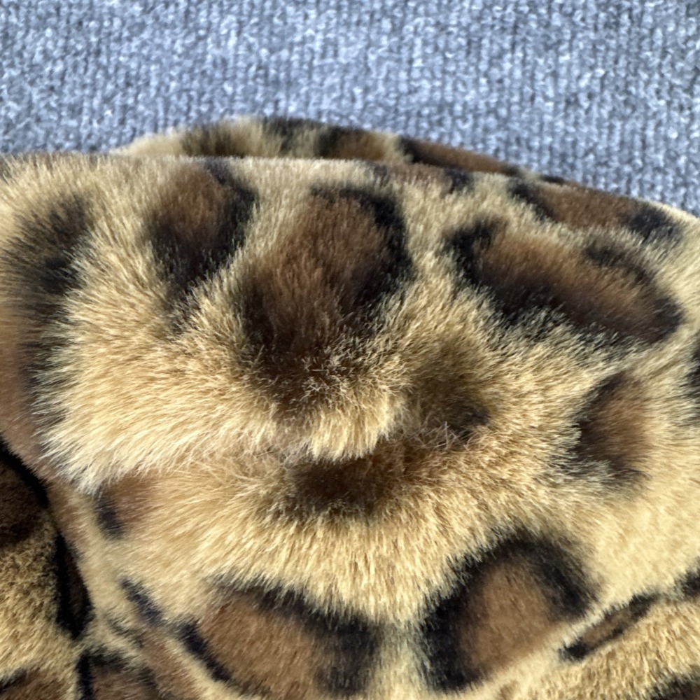 Soulyoung Faux Fur Leopard Print Winter Hat Cossack Style Women's Warm Cap - Picture 3 of 7
